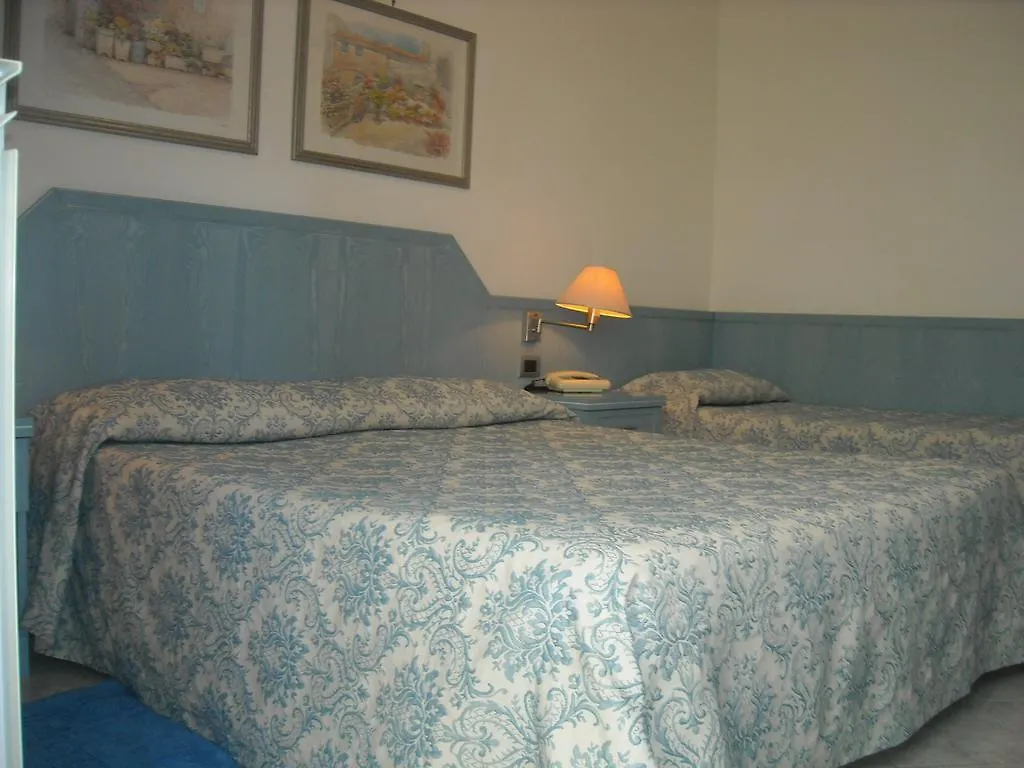 ***  Hotel Ariston Imperia Italie